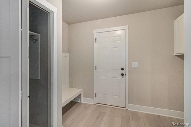 105 Cottonwood Court, Litchfield, MI 49252