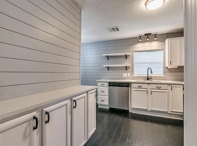 227 W Hayes Street, Norman, OK 73069
