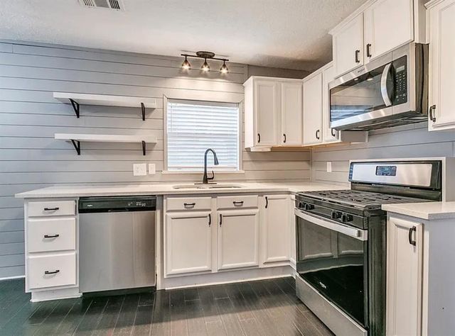 227 W Hayes Street, Norman, OK 73069