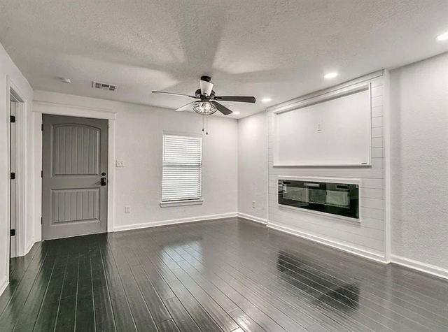 227 W Hayes Street, Norman, OK 73069
