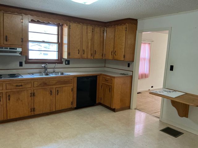 5602 B Hwy 95, Rock Spring, GA 30739