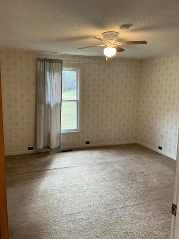 5602 B Hwy 95, Rock Spring, GA 30739