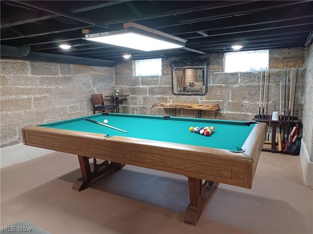 164 N Salem Warren Road, North Jackson, OH 44451