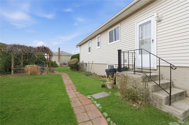 3292 Murdock Avenue, Oceanside, NY 11572