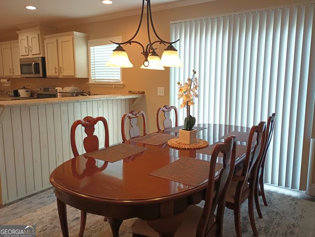 105 Bob White Lane, Newnan, GA 30263