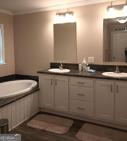 105 Bob White Lane, Newnan, GA 30263