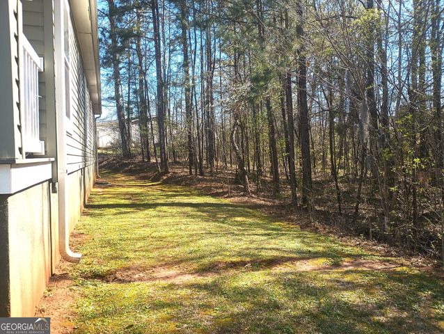 105 Bob White Lane, Newnan, GA 30263