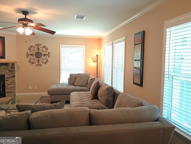 105 Bob White Lane, Newnan, GA 30263