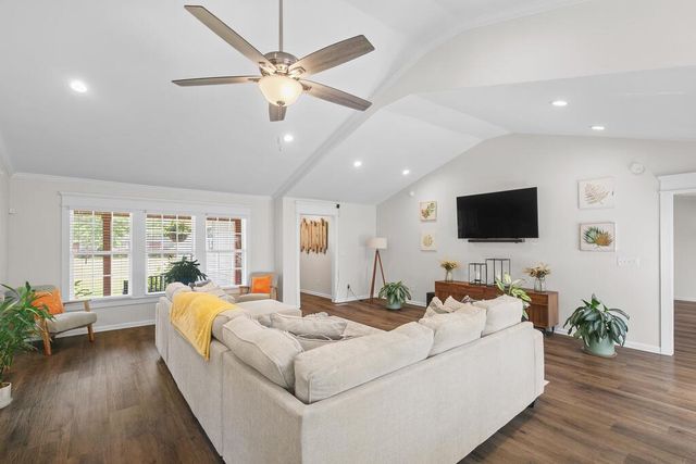801 Montezuma Ave, Dothan, AL 36303