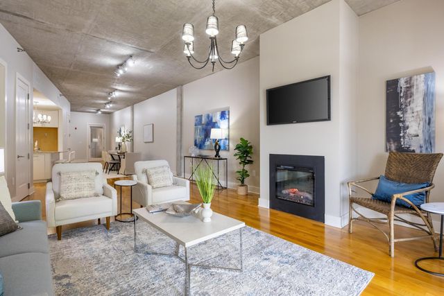 417 Frazier Avenue 303, Chattanooga, TN 37405