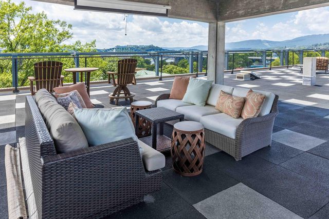 417 Frazier Avenue 303, Chattanooga, TN 37405