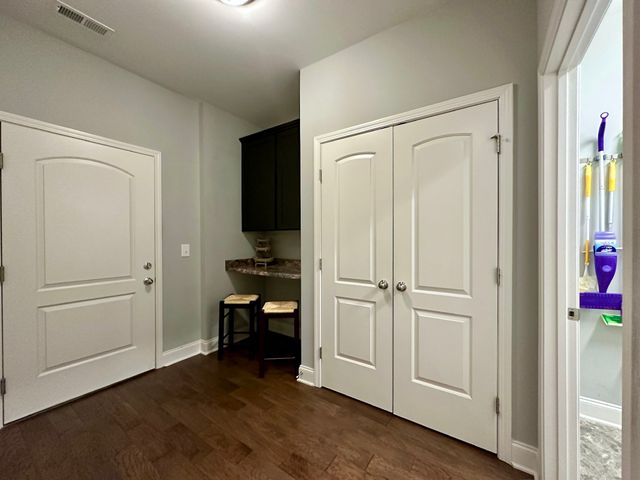 1008 Callaway Dr, Lebanon, TN 37087