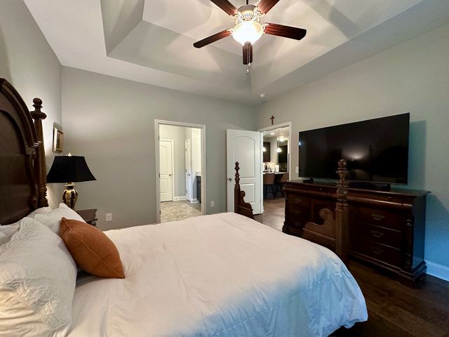 1008 Callaway Dr, Lebanon, TN 37087