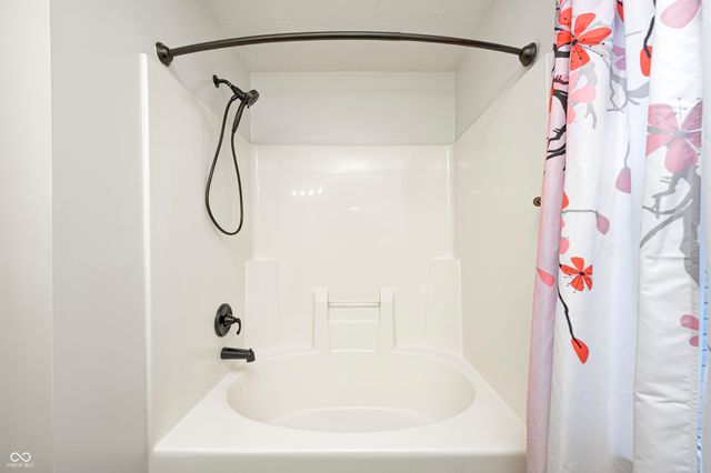 9144 Timpani Way, Indianapolis, IN 46231