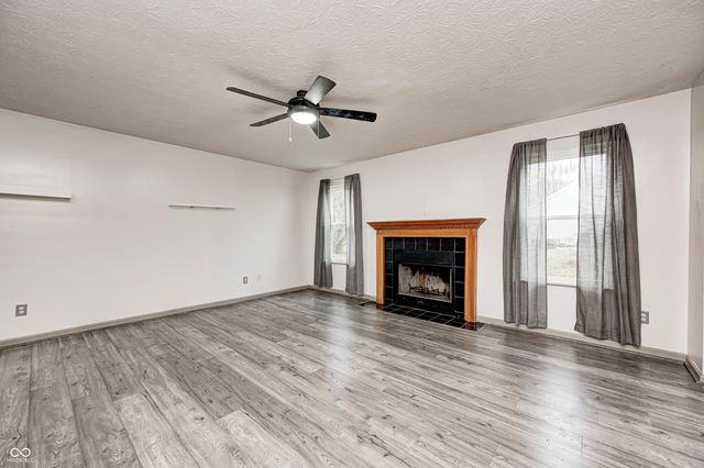 9144 Timpani Way, Indianapolis, IN 46231