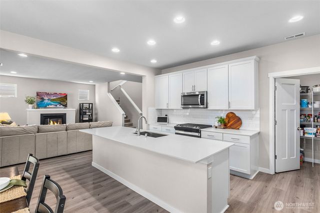 2022 Mayes Road SE, Lacey, WA 98503