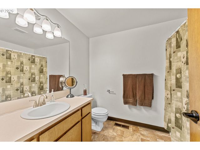 177 S Heather St, Cornelius, OR 97113