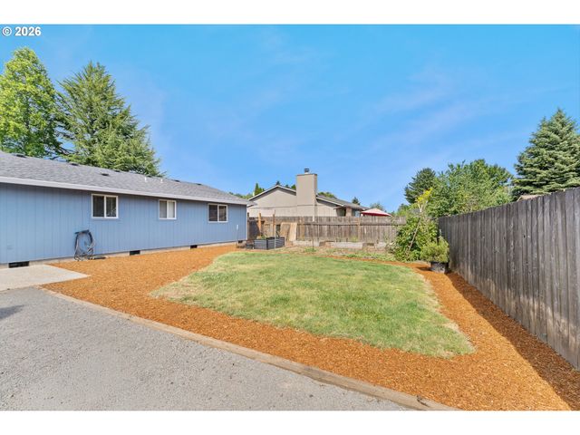 177 S Heather St, Cornelius, OR 97113
