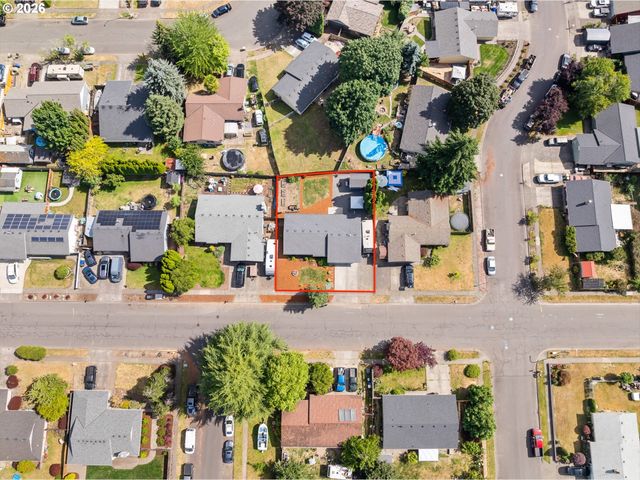 177 S Heather St, Cornelius, OR 97113