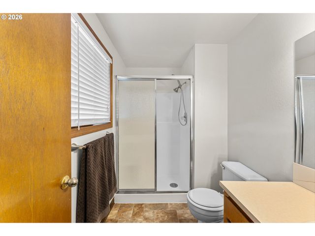 177 S Heather St, Cornelius, OR 97113