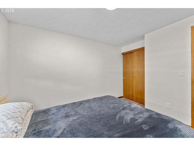 177 S Heather St, Cornelius, OR 97113