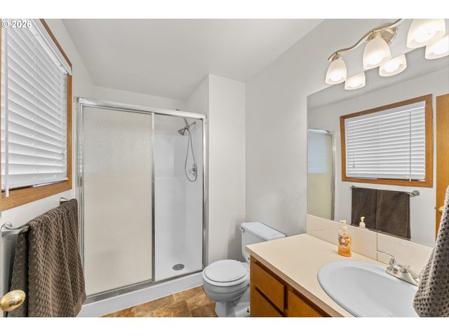177 S Heather St, Cornelius, OR 97113