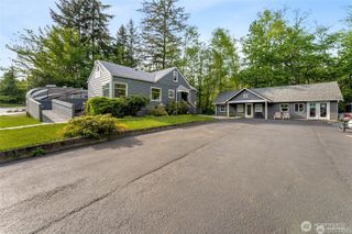 1450 NW Finn Hill Rd, Poulsbo, WA 98370