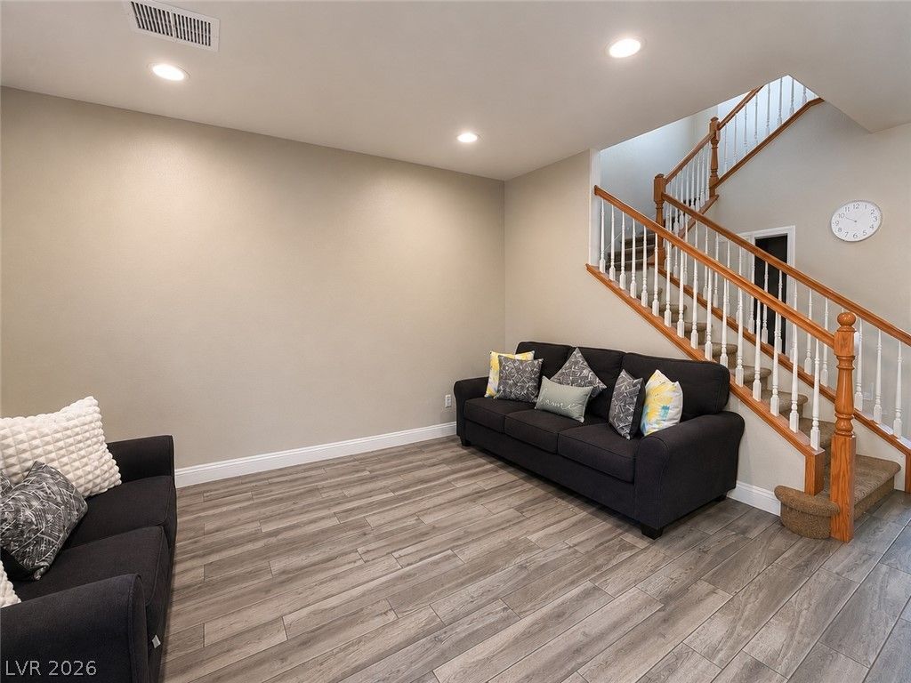 5636 Grandmother Hat Street, North Las Vegas, NV 89081 — photo 2