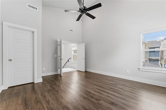 1118 S Dunn Avenue, Fayetteville, AR 72701