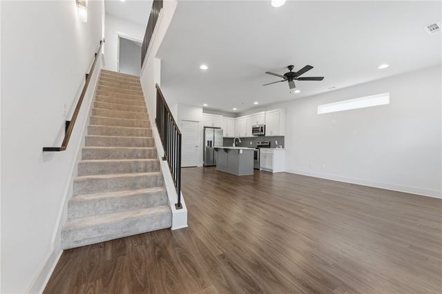 1118 S Dunn Avenue, Fayetteville, AR 72701