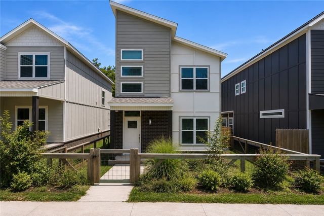 1118 S Dunn Avenue, Fayetteville, AR 72701