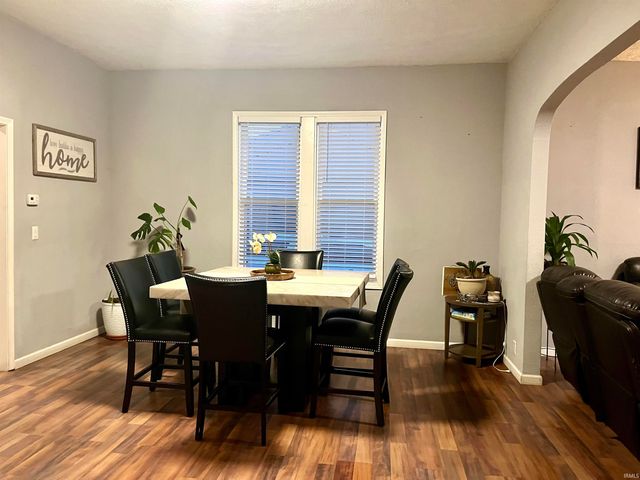 213 N Washington Street, Huntingburg, IN 47542