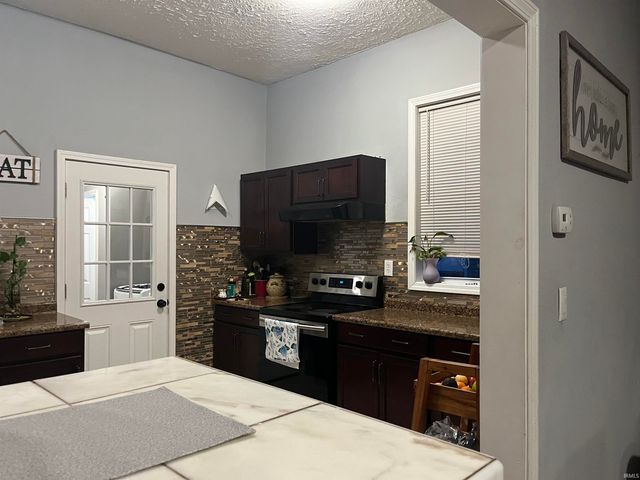 213 N Washington Street, Huntingburg, IN 47542