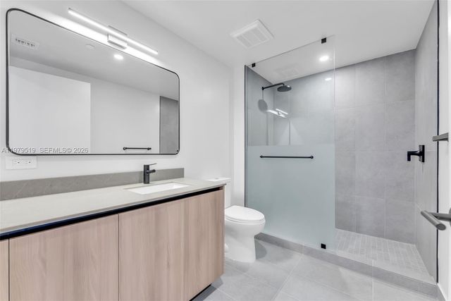 121 NE 5th St 3112, Miami, FL 33132