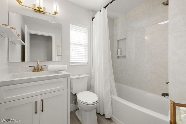 1196 Westlake BLVD, Naples, FL 34103