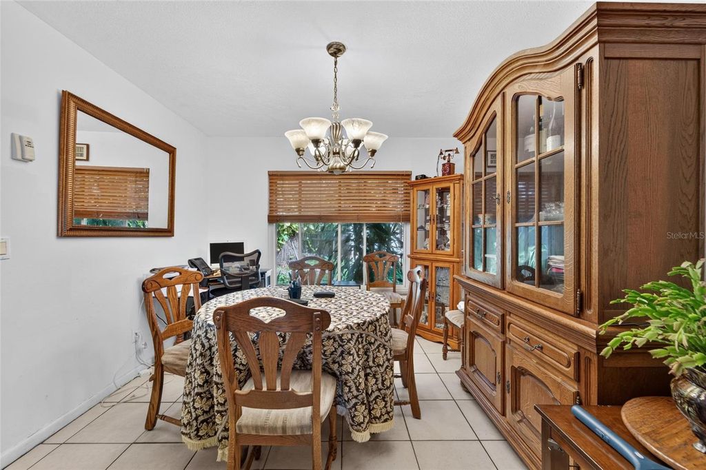 Image 14 of property listing at 7003 SUMMERBRIDGE DRIVE, Tampa, FL 33634
