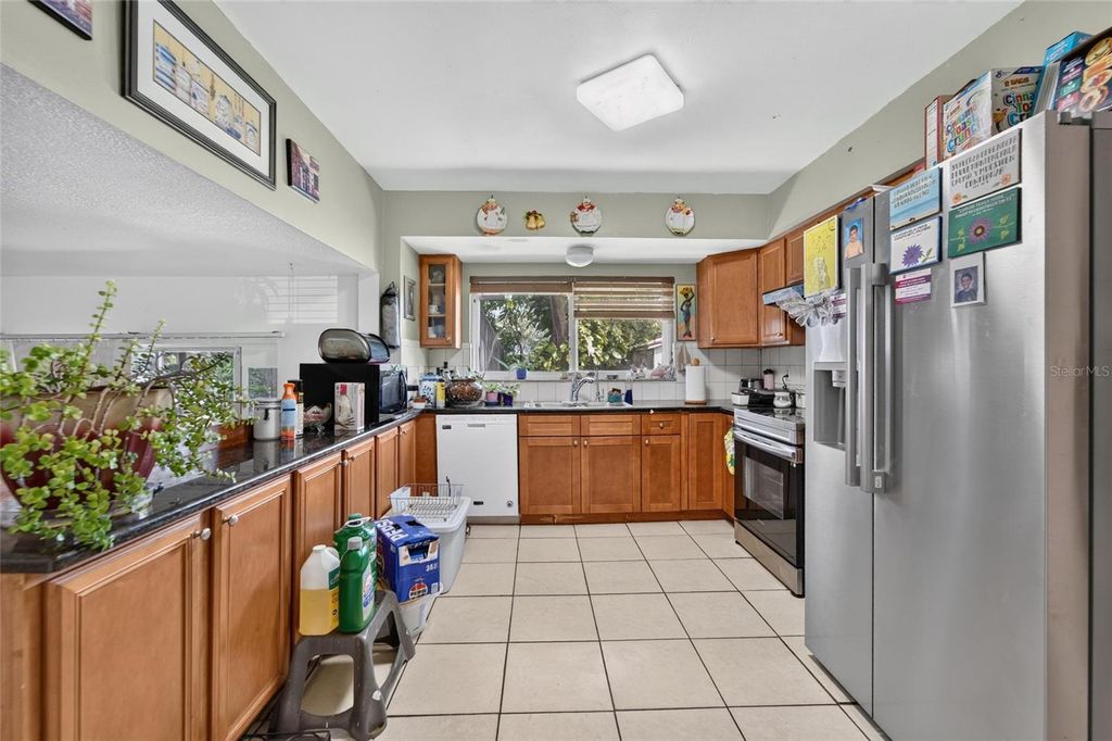 Image 15 of property listing at 7003 SUMMERBRIDGE DRIVE, Tampa, FL 33634
