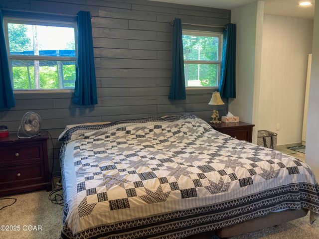 6274 Douglas Fir Road, Joplin, MO 64804