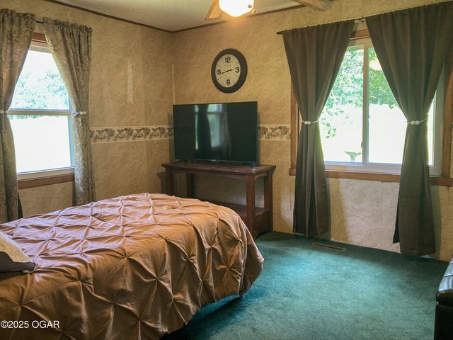 6274 Douglas Fir Road, Joplin, MO 64804