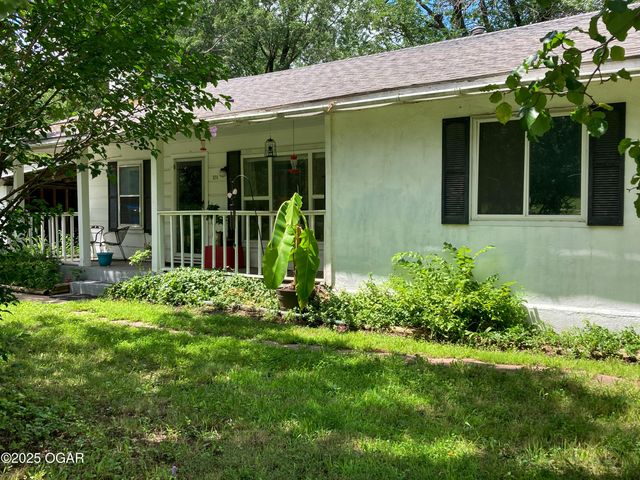 6274 Douglas Fir Road, Joplin, MO 64804