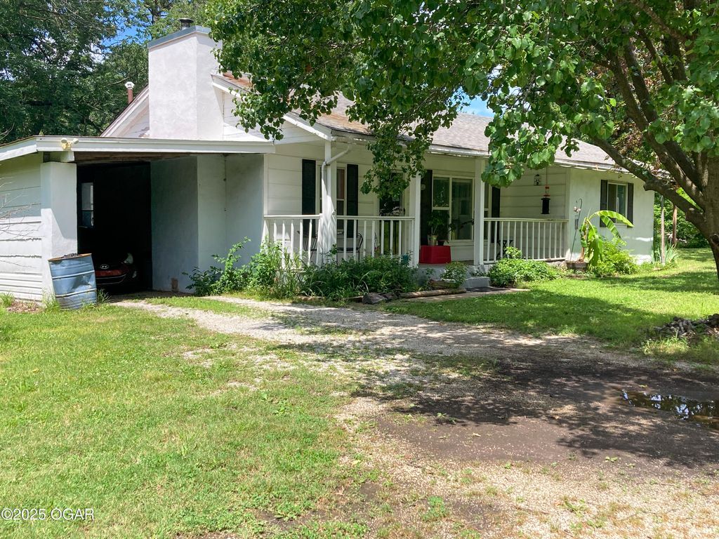 6274 Douglas Fir Road, Joplin, MO 64804