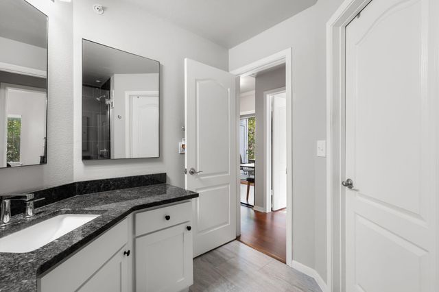6000 Shepherd Mountain CV 219, Austin, TX 78730