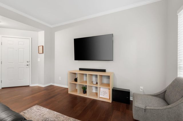 6000 Shepherd Mountain CV 219, Austin, TX 78730