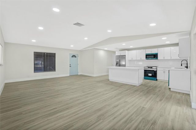 7708 SW 8th Court, North Lauderdale, FL 33068