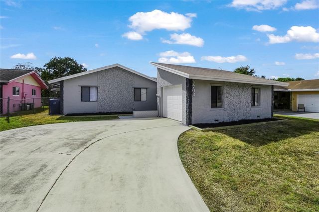 7708 SW 8th Court, North Lauderdale, FL 33068