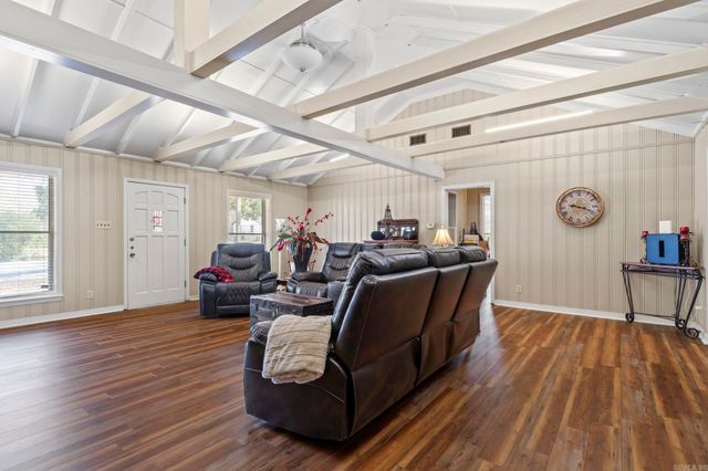 10221 Lanehart Road, Little Rock, AR 72204