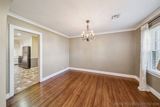 2704 E 16th Street, Tulsa, OK 74104