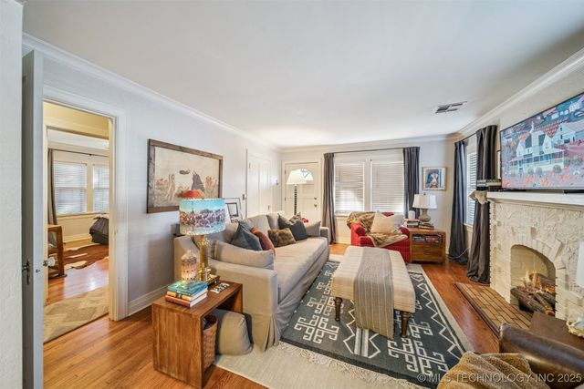 2704 E 16th Street, Tulsa, OK 74104