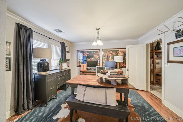 2704 E 16th Street, Tulsa, OK 74104