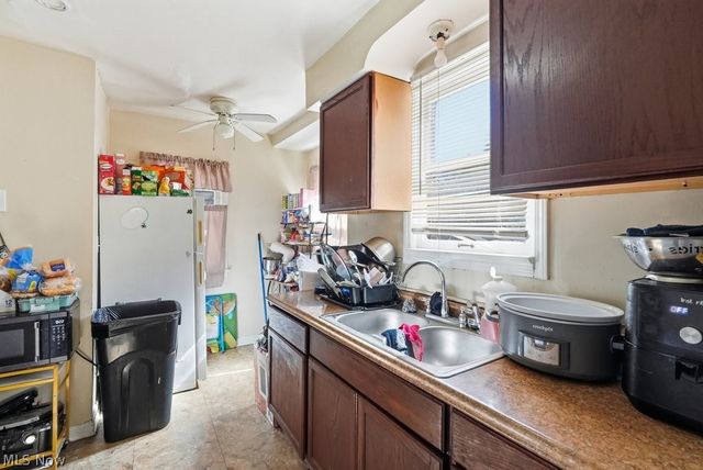 1159 Brentwood Avenue, Cleveland Heights, OH 44121
